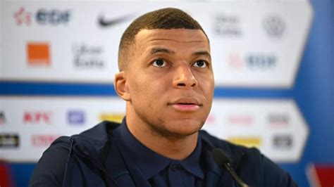 Kylian Mbappe Confirmed As New Owner Of French Club After Purchasing 80 Stake Yahoo Sports