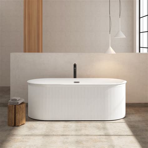 Glossy White Elegant Acrylic Freestanding Bathtub With Classic Slotted