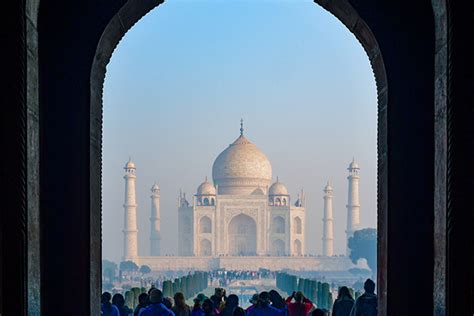 Agra, the astonishing Taj Mahal :: Behance