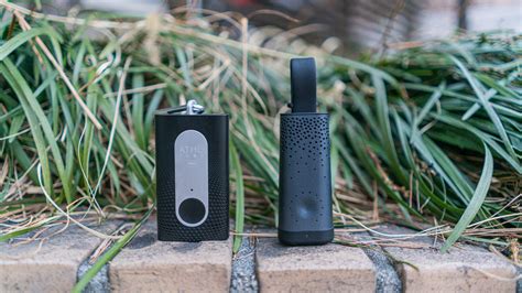 Flow 2 Vs Atmotube Pro Best Portable Air Pollution Monitor