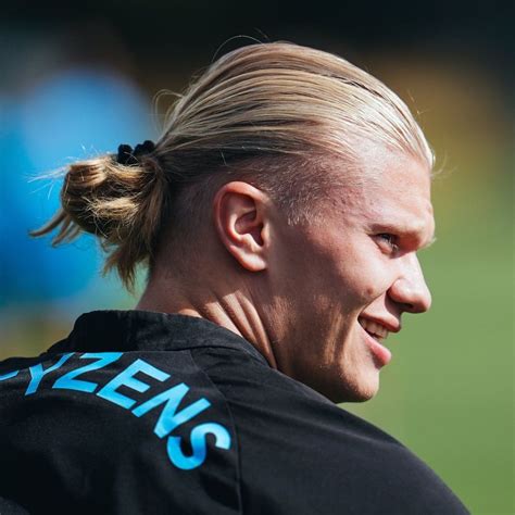 6 Unbeatable Erling Haaland Hair Moments