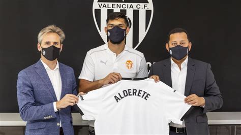 Valencia Oficial Omar Alderete Nuevo Jugador Del Valencia Oficial