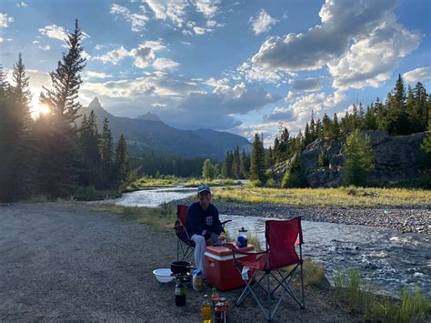 Beartooth Scenic Byway Camping Cooke City Wy