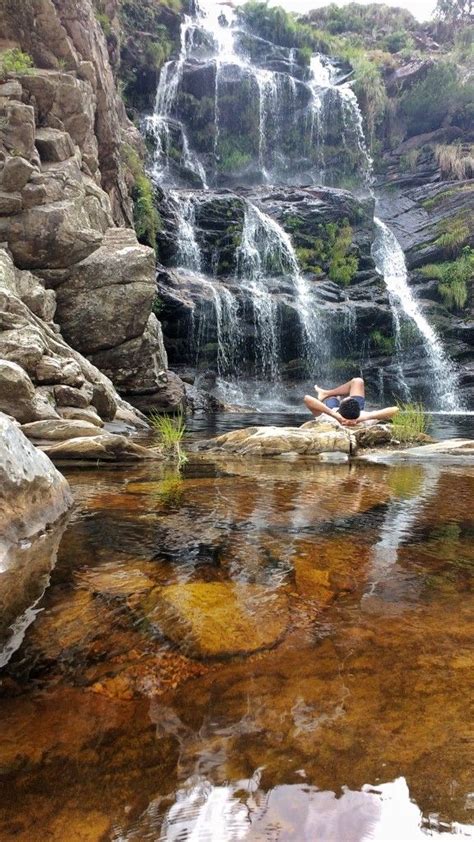 Relaxando na Cachoeira do Tombador Parque Nacional da Serra do Cipó