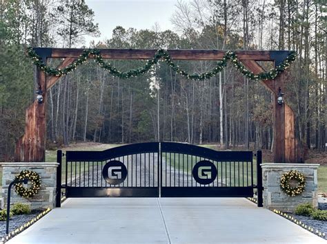 Ranch Driveway Gates & Gate Designs | JDR Metal Art | Steel & Aluminum | Custom Driveway Gates ...