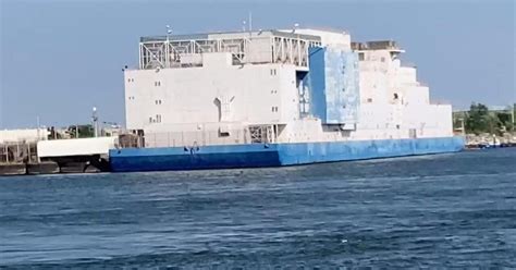 Nyc Temporary Jail Boat To Close After Decades