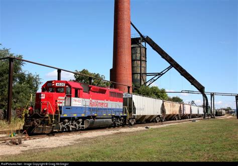 TPW 4020 Toledo Peoria Western EMD GP40 2 At Peoria Illinois By