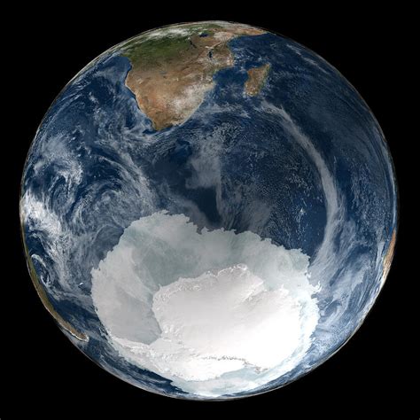 Antarctic Ice Sheet Maximum, 2005 Photograph by Nsidcnasa