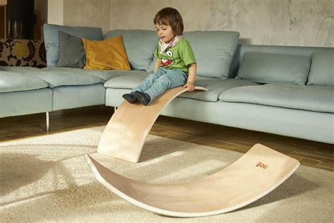 Planche d équilibre en bois GOKI Nos marques Chouchous Jouets GOKI