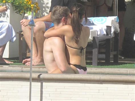 Funcruiser The Sexy Babes Gallery Ashley Tisdale In Bikini At Wet