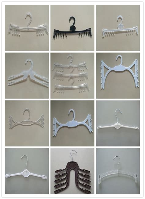 China Plastic Transparent Bra Underwear Lingerie Swimwear Displays