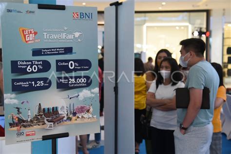 Garuda Travel Fair Di Medan Antara Foto