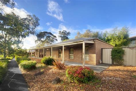 14 Henry Arthur Drive Diamond Creek Vic 3089 House For Sale