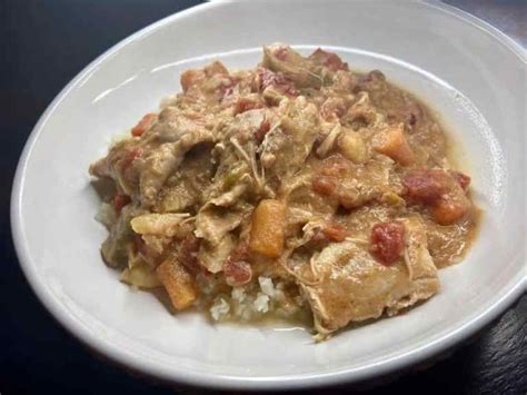 Instant Pot African Chicken and Peanut Stew - FlyPeachPie