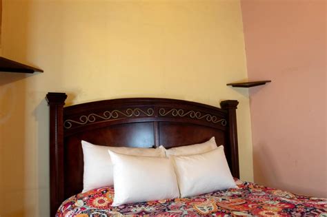 CASA ALEBRIJES GAY HOTEL GUADALAJARA