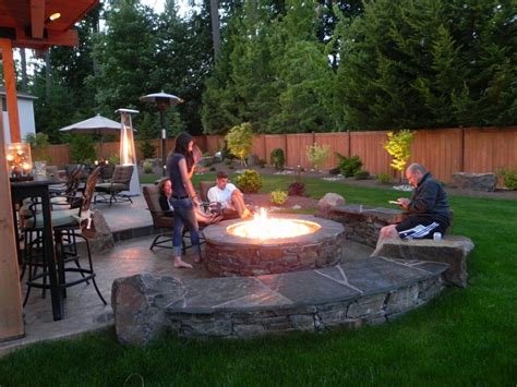 Backyard fire pit design - large and beautiful photos. Photo to select ...