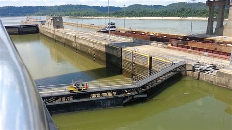 Barge Boat Going Through Markland Dam Locks In Warsaw Ky Youtube