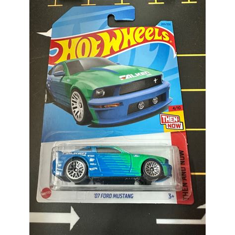 Xe mô hình Hot Wheels 07 Ford Mustang tem Falken Shopee Việt Nam