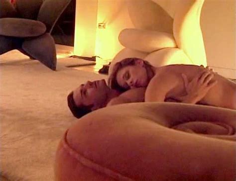 Naked Chloe Nichole In The Voyeur