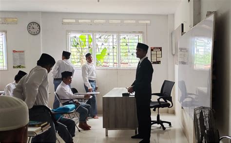 sekolah paket  sekolah utama