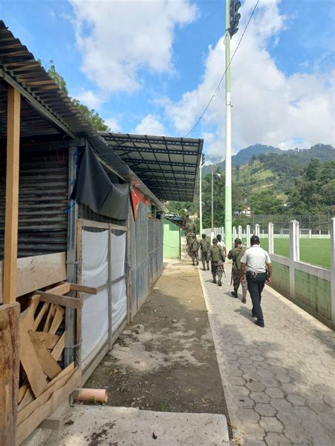 PNC de Guatemala on Twitter PNC y Ejército de Guatemala en operativos