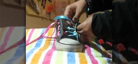 How To Tie Your Converse Shoelaces In A Very Cutesy Girly Way Fashion Wonderhowto