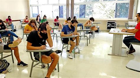 Unicamp registra abstenção de 7 7 na 1 ª fase do vestibular Virando Bixo