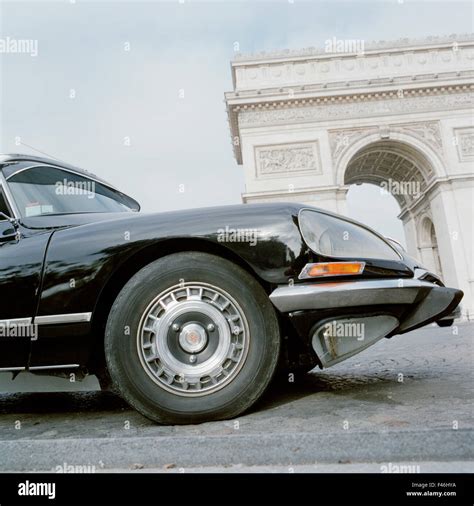 A Citroen Ds Paris France Stock Photo Alamy