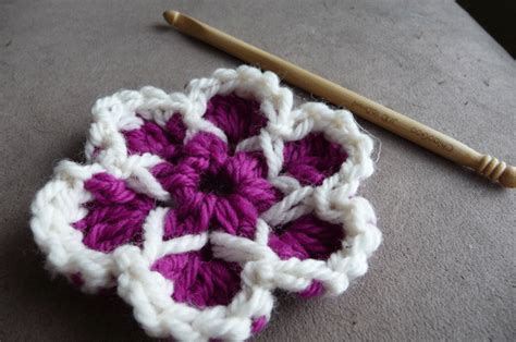 Cute As a Button Crochet Flower Pattern