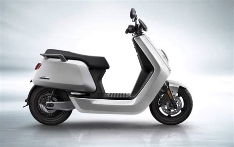 Chinese Electric Scooter Maker Niu To Supply Gojek Reports Krasia