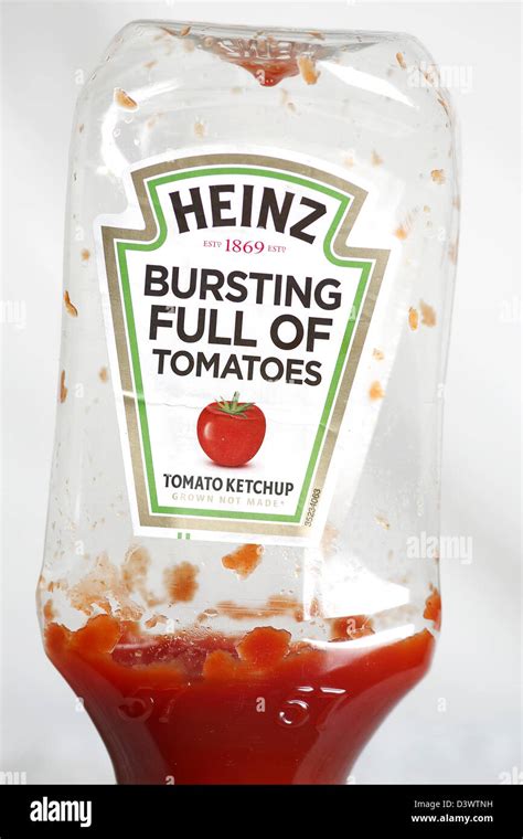 Heinz Sorten Tomatenketchup Fotos Und Bildmaterial In Hoher