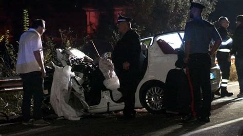 Incidente Stradale Cassino Sora Impatto Devastante Nella Notte