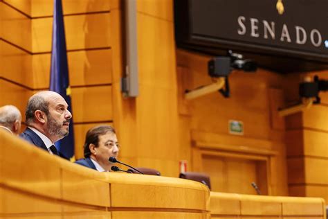 Presidente Del Senado Se Queja Del Ruido En El Pleno Veo Caras Con