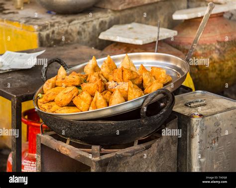 Bangladesch streetfood Fotos und Bildmaterial in hoher Auflösung Alamy