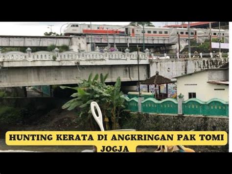 Hunting Kereta Api Sambil Menikmati Angkringan Suasana Senja