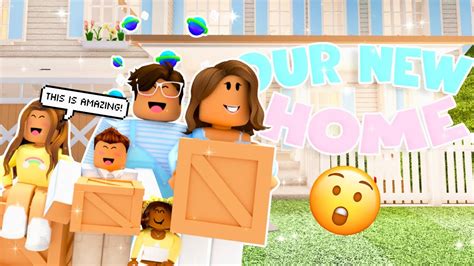 Moving To Our New House Roblox Bloxburg Roleplay Youtube