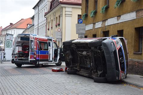 Wypadek Karetki W Pszczynie Dziennik Zachodni