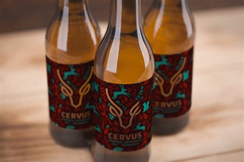 Cervus Dise O De Etiqueta Para Marca De Cerveza On Behance