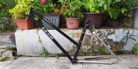 MTB / Touring bike Frame, Sports Equipment, Bicycles & Parts, Bicycles ...