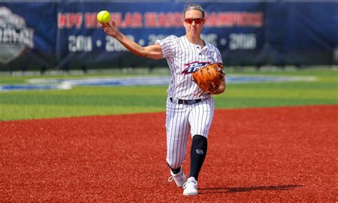 Pride Beat Bandits In Extra Innings Usssa Pride