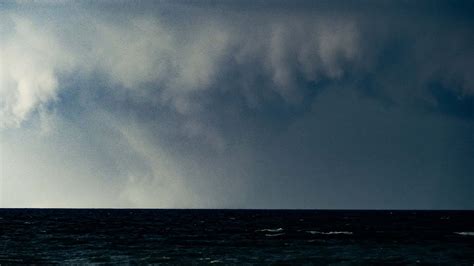 MULTI VORTEX WEDGE TORNADO Over Lake Huron Point Clark ON 09 07