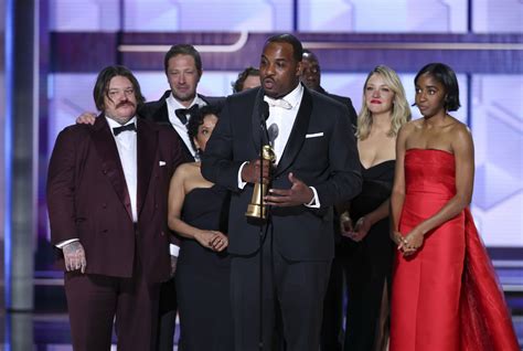 ‘The Bear' Cast Thanks Restaurant Community Following Golden Globes Win For Best Comedy Series