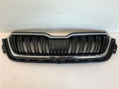 Skoda Kamiq Atrapa Grill Zderzaka Chrom Radar