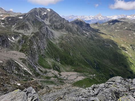 Au Sommet Du Wyssbodehorn Vue Sur Le Galehorn Fotos Hikr Org