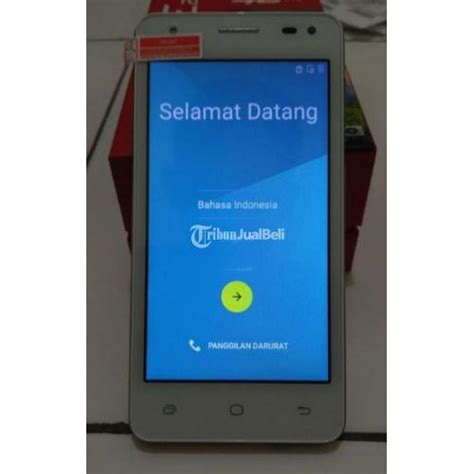 Andromax E2 Plus 4G LTE Bekas Fullset Warna Putih Kondisi Mulus Seperti