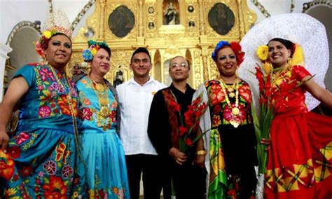 Los Muxes De Juchitán El Orgullo Del Istmo De Tehuantepec