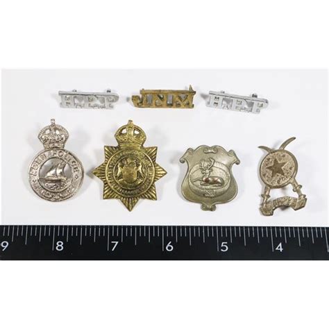 407 Lot Of 7 Foreign Cap Badges Army Police Late