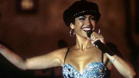 Continúa El Interés Por La Vida De Selena Netflix Anunció Que Lanzará