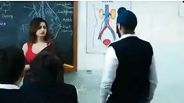 Lucky Teacher Student Ke Sath Sex Karti Sex Pictures Pass