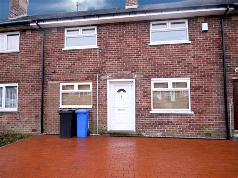 3 Bed Terraced House To Rent In Lupton Road Sheffield S8 £875 Pcm